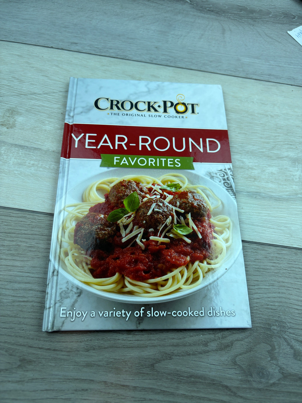 Crock-Pot: The Original Slow Cooker — Year-Round Favorites