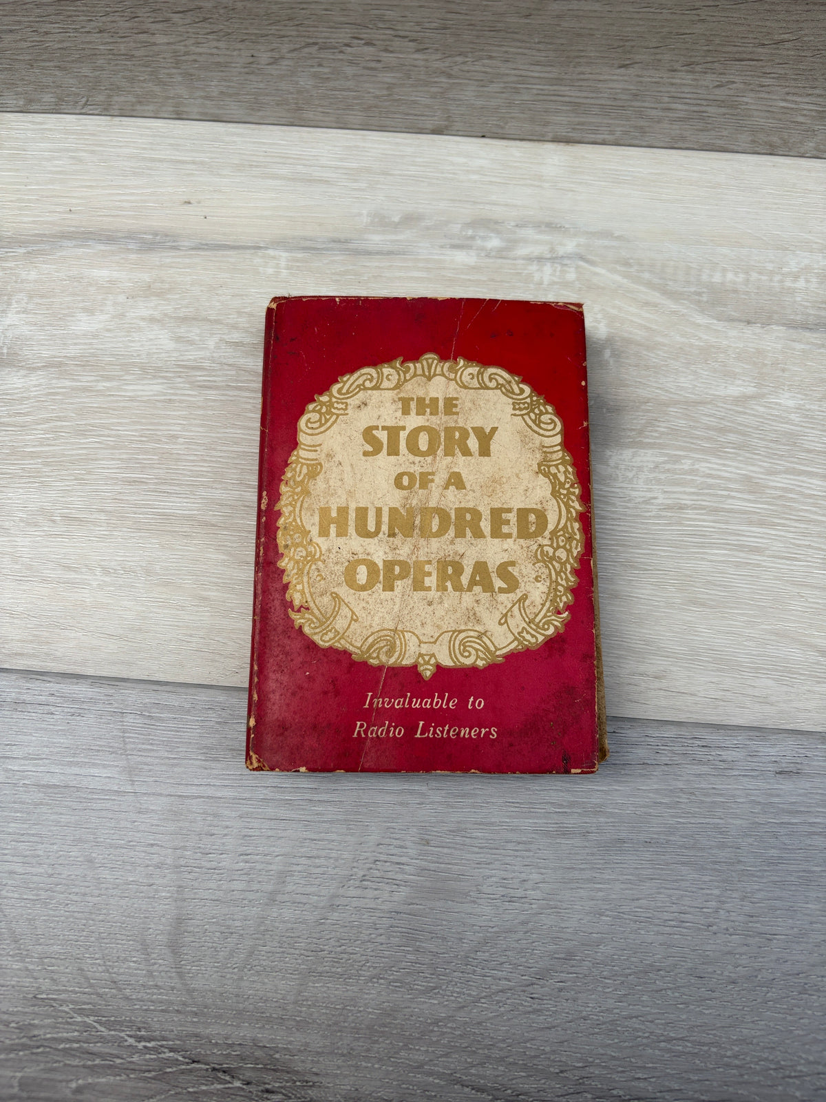 The Story of a Hundred Operas