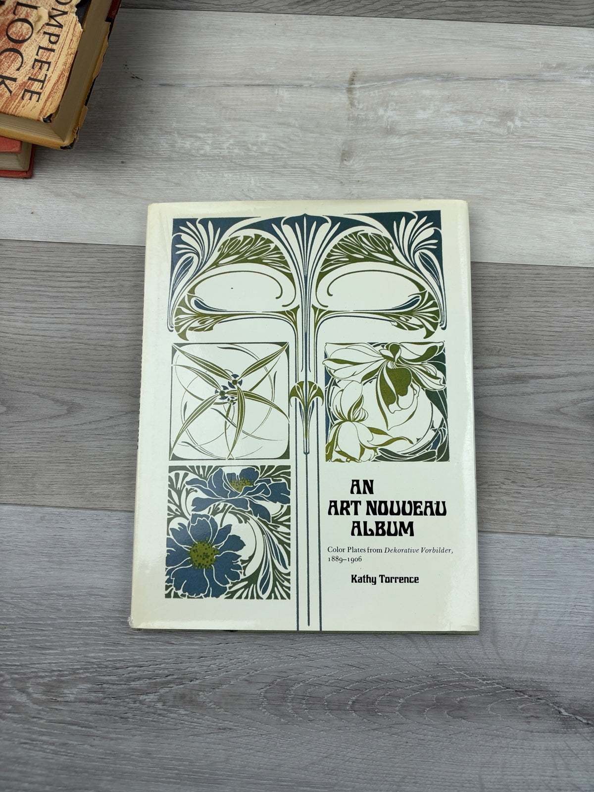 An Art Nouveau Album: Color Plates from Dekorative Vorbilder, 1898-1906