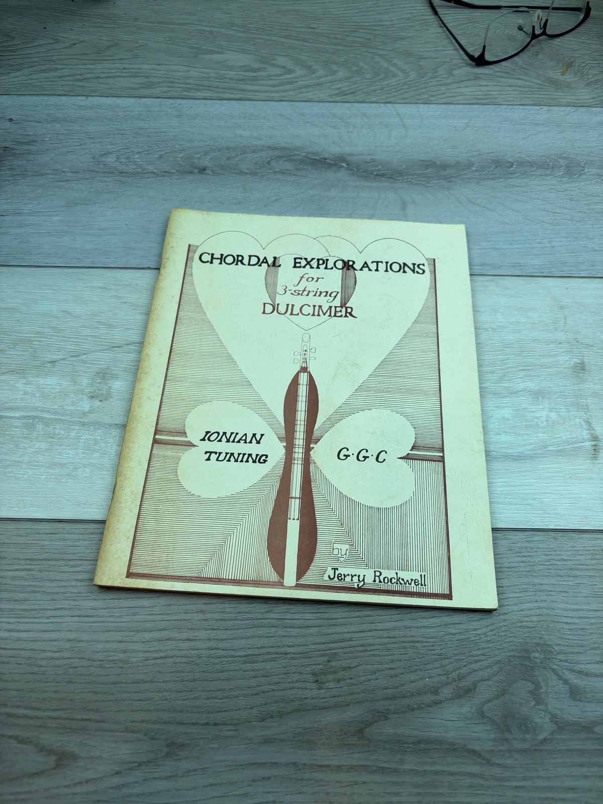 Chordal Explorations for 3-string Dulcimer: Ionian Tuning GG C