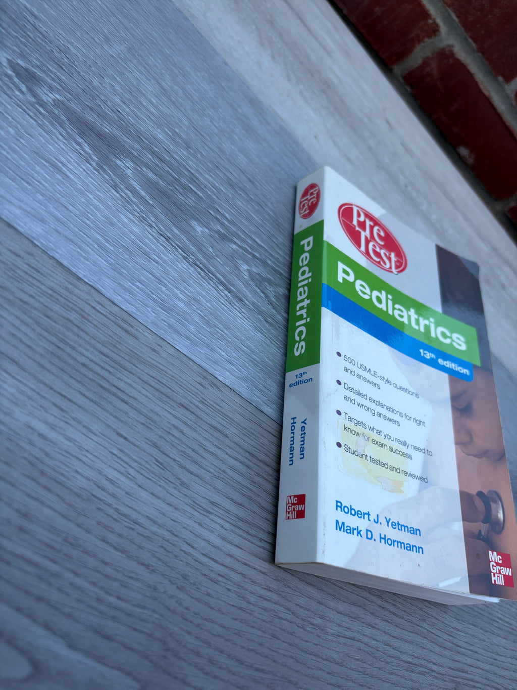 Pediatrics: PreTest™ Self-Assessment and Review