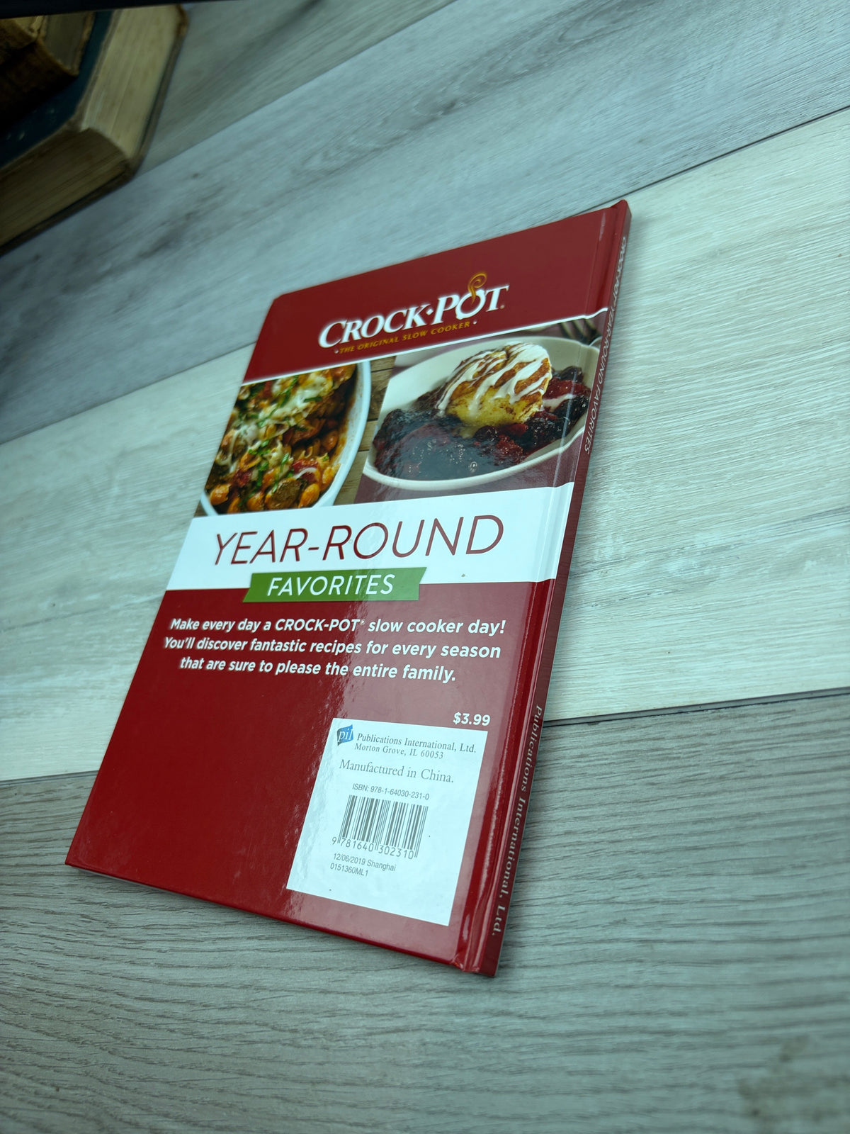 Crock-Pot: The Original Slow Cooker — Year-Round Favorites