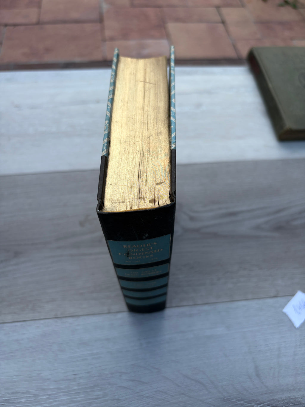Reader's Digest Condensed Books, Volume 1