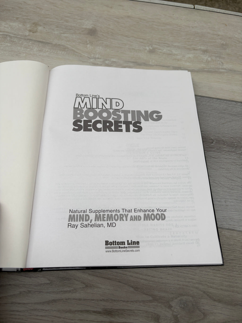 Bottom Line's Mind Boosting Secrets: Natural Supplements That Enhance Your Mind, Memory and Mood
