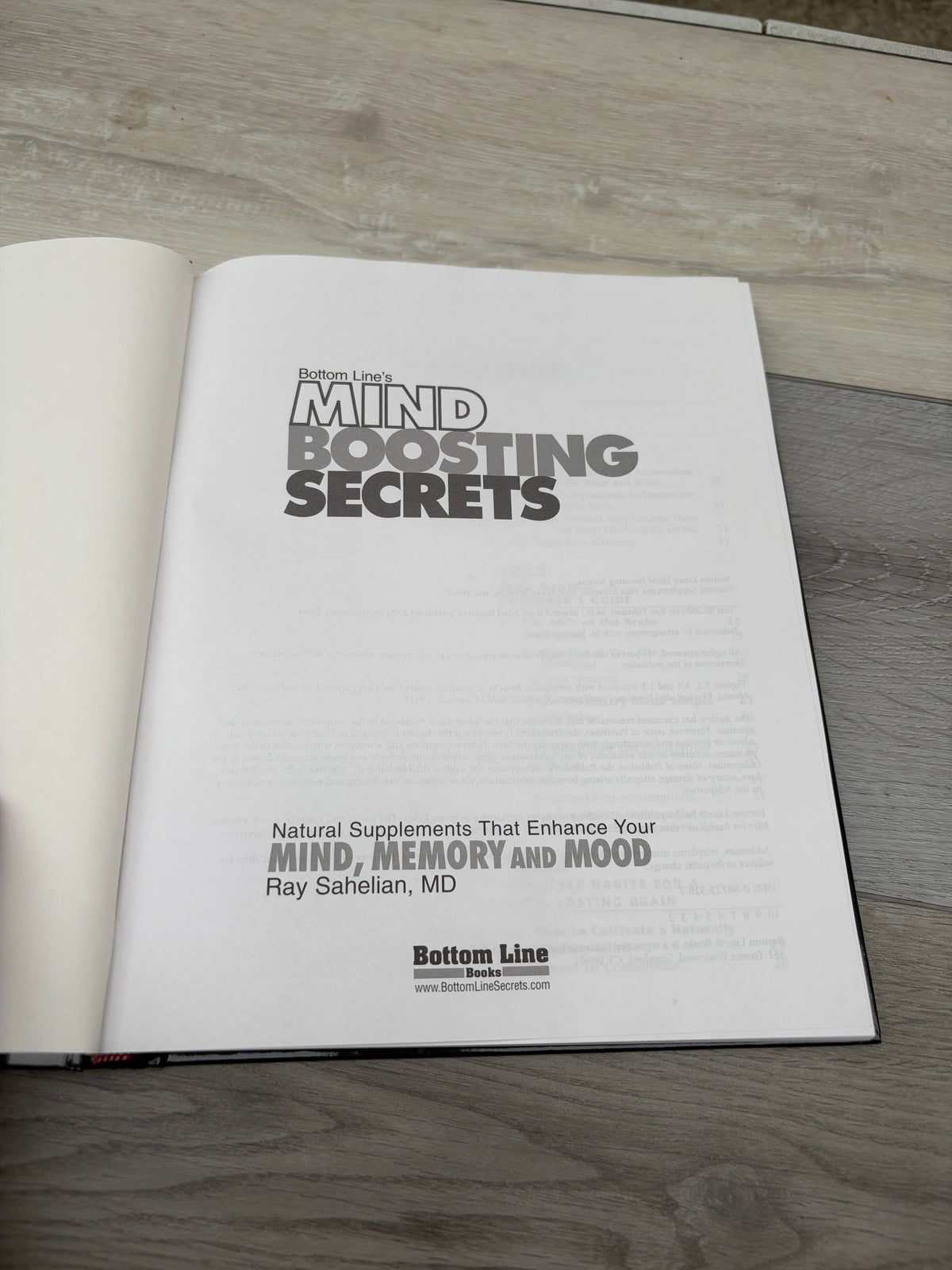 Bottom Line's Mind Boosting Secrets: Natural Supplements That Enhance Your Mind, Memory and Mood
